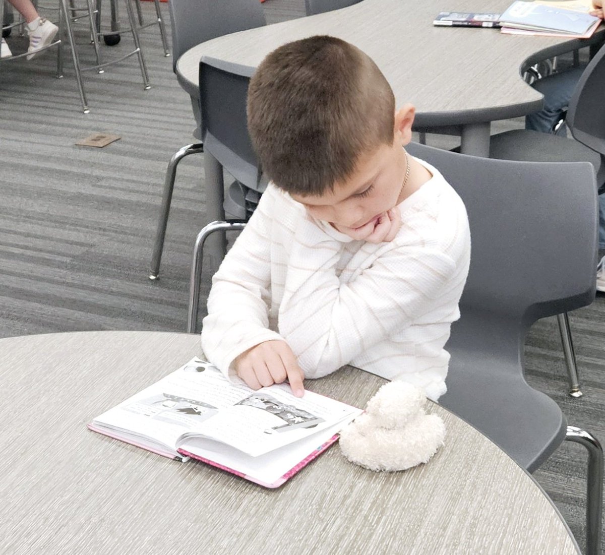 Jennifer Snowden tweet media