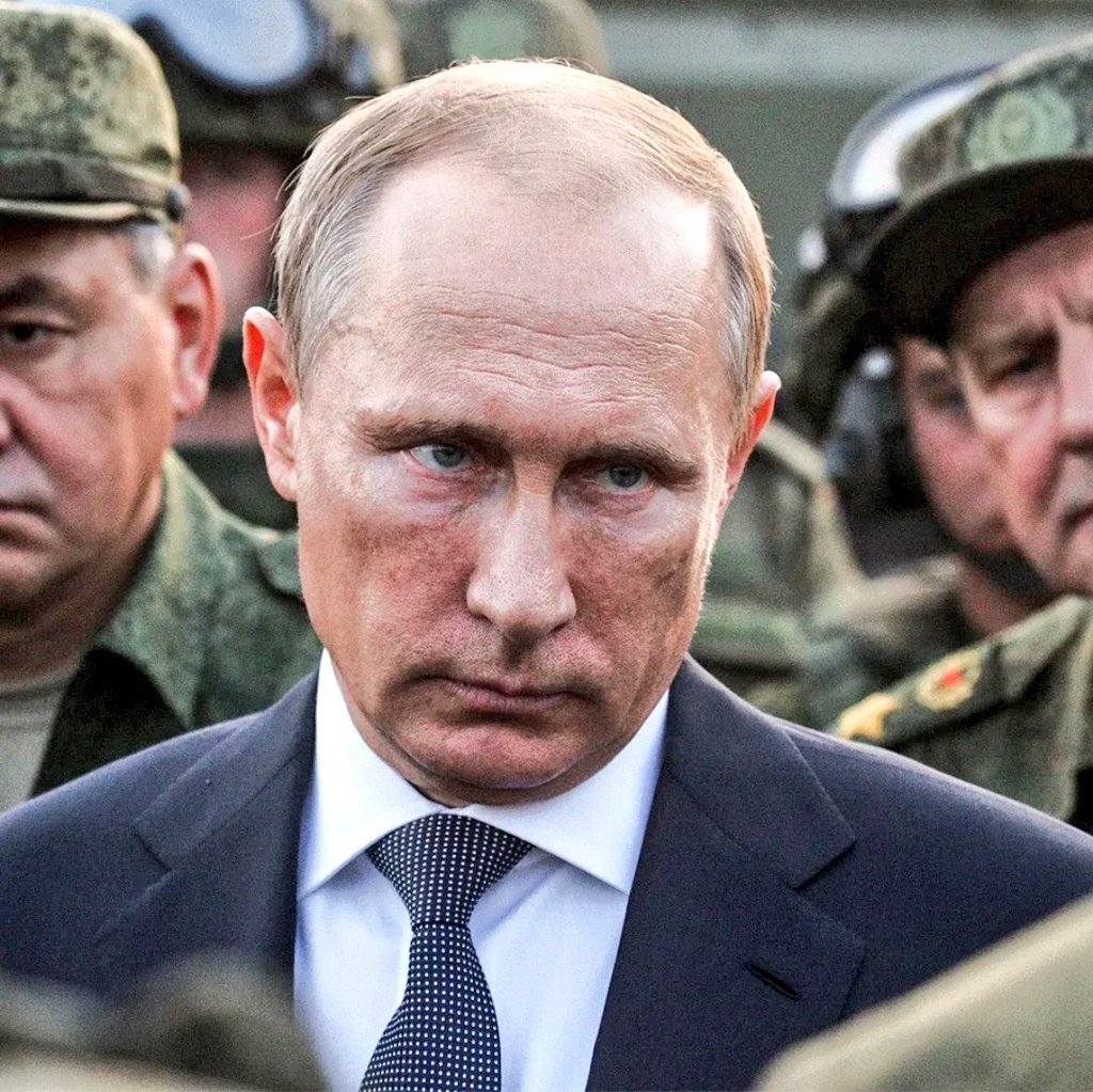 Andron_Gaming's tweet photo. Horrable News 😢
ISIS claims responsibility for the terror attack in Moscow.
President Vladimir Putin has not yet made a public statement about the attack on Crocus City Hall.

#russia #moscow #Russian https://t.co/jHOVulU3JD