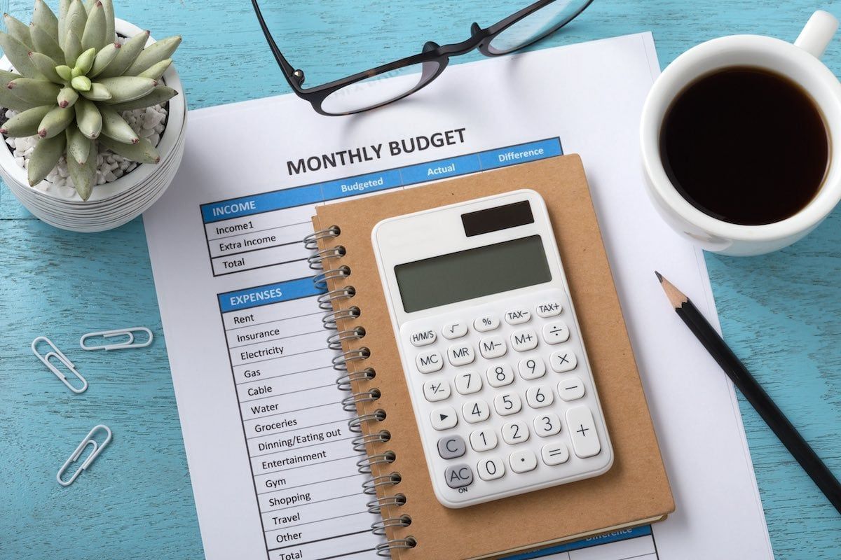 6 Practical Tips For How To Stay On Budget buff.ly/4cbOXNC