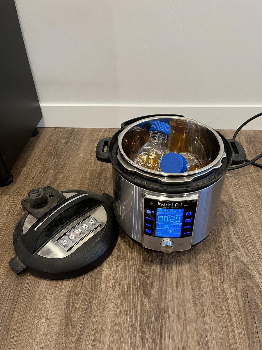 Sterilizing LB media with the pressure cooker setting on an Instant Pot. 120C for 20 minutes. There’s just enough space to get 2 or 3, 500mL bottles in there. #DIYbio