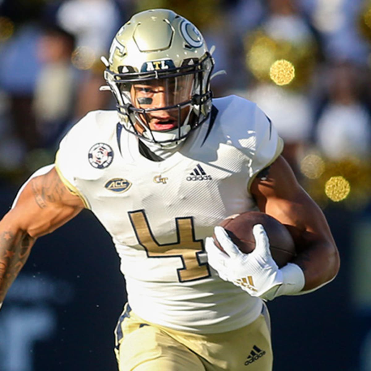 #AGTG After a Great Conversation with @Coach_KPope I am extremely grateful and blessed to say l've been offered by Georgia Tech! #StingEm @TomLoy247 @247Sports @Andrew_Ivins @BuchholzFB