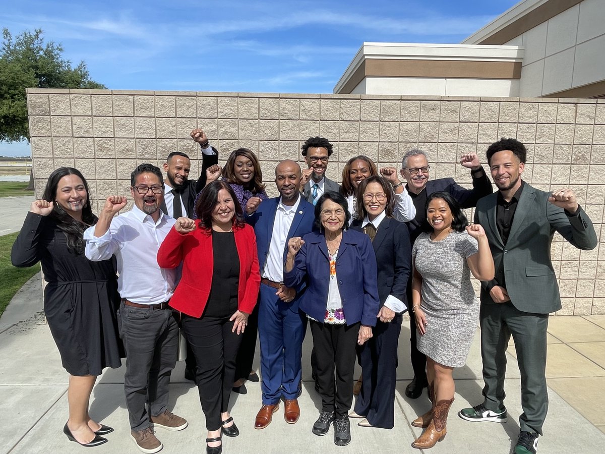 Thank you to everyone who participated in the second-ever meeting of the California #RacialEquity Commission yesterday.📣 For updates on the Racial #Equity Commission, sign up for the Commission e-list: lp.constantcontactpages.com/sl/hwYMlkz📝 Learn more: racialequity.opr.ca.gov 💡