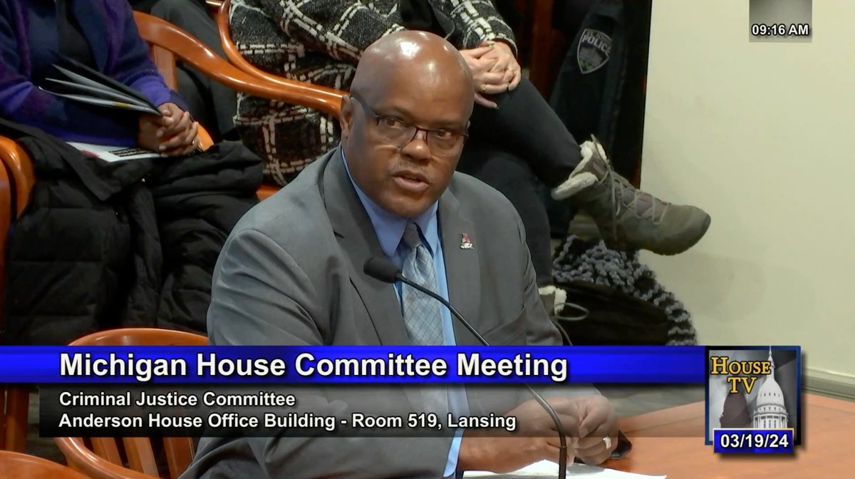 JustLeadersUSA's tweet image. Ronald @BeySimpson — Leading with Conviction™ 2015 graduate &amp;amp; JLUSA’s EVP of Strategic Partnerships — testified Tuesday at a public hearing on #SecondLook Legislation before the #Michigan House #CriminalJustice Committee.

Watch video: jlusa.org/2024/03/22/ron…

#SecondChances