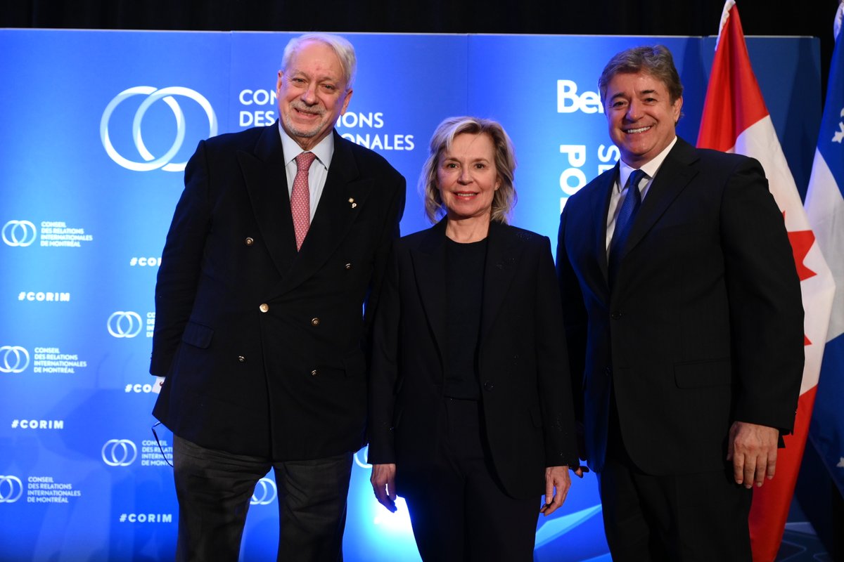 MRIF_Quebec's tweet photo. Le Québec renforce sa diplomatie dans un monde en changement! 🗺️ 

Deux grandes annonces : un nouveau plan de renforcement de notre réseau diplomatique et la création d'une nouvelle politique internationale en 2025. #DiploQc

➡️https://t.co/LkqnVm6nTg https://t.co/ulyLAFiQeG
