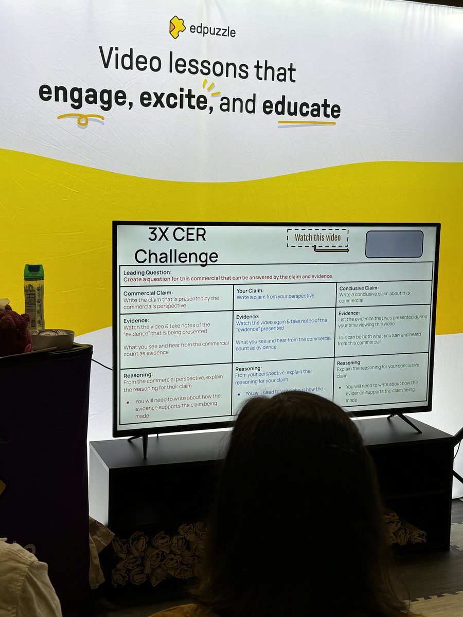 MannyDiscoTech's tweet image. Always great to have the awesome @jcorippo at the @edpuzzle booth showing how EDUPROTOCOLS and @edpuzzle work together! 
#springcue