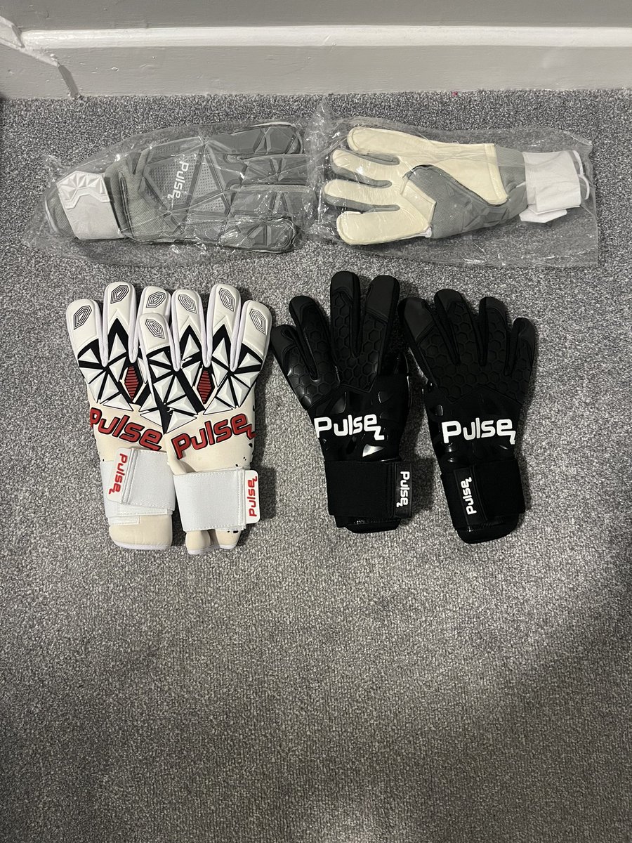 Big thanks to Phil <a href="/PulsegkI/">Pulse Goalkeeping Ireland</a> 🧤🧤