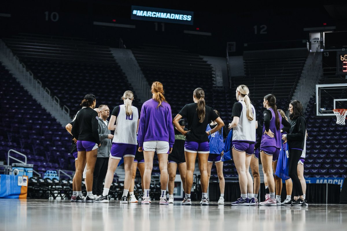 PortlandWBB's tweet image. Enjoy the moment.

#gopilots