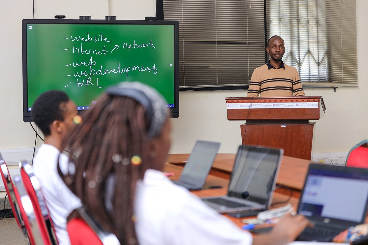 Empowering #WomenInTech is not just a celebration, it's our commitment. Today, we are delighted to host the @equals #HerDigitalSkills Workshop on 'Web Development' this #WomensHistoryMonth. Big thanks to @GSMA, @WomensW4, @ITU, @Verizon