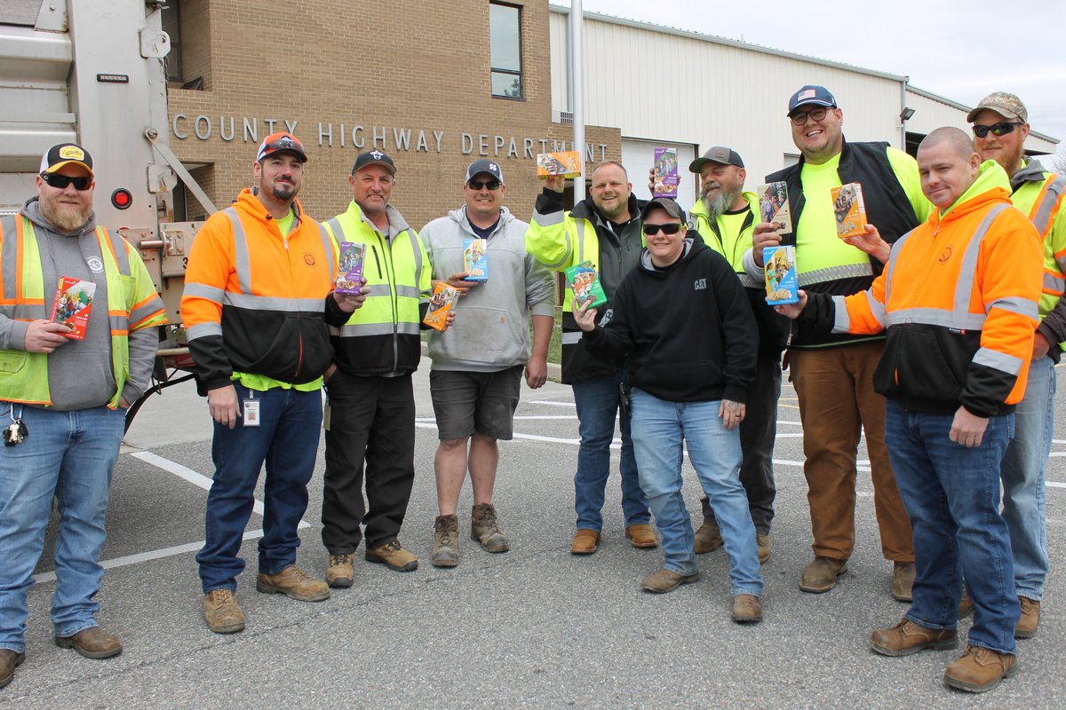 A huge THANK YOU to Troop 37151 for bringing cookies to our Highway Operations crews today! The girls wanted to recognize DPW as hometown heroes. In return for some yummy cookies, the girls got to climb in a truck, blow the air horn, and check out the salt dome.