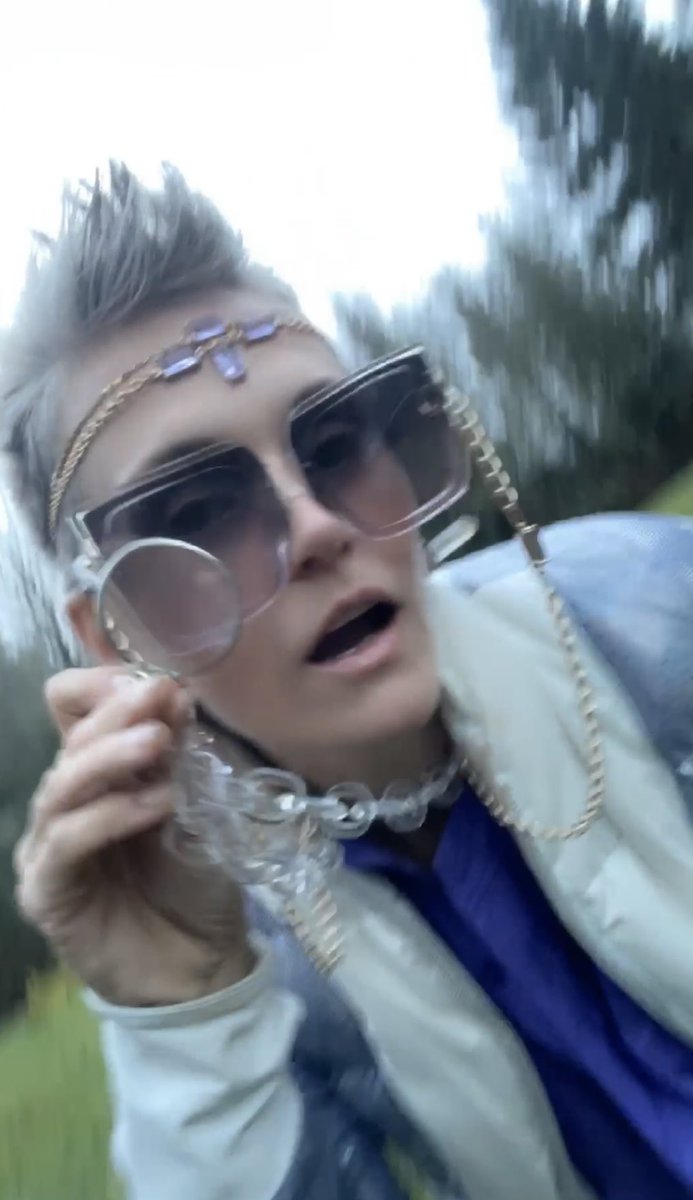 ᛤҜⱤУS₮ДⱠ₭IꋊΞC₮IФꋊS tweet media