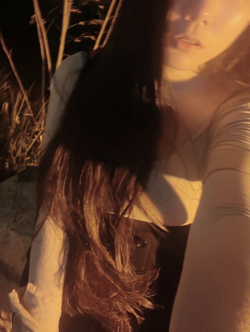 我宜 我而家滯留咗喺藍田有冇人會救我呢？ https://t.co/p6mTsTHShK<a href="/tag/ptgf"class="tags"><span>#ptgf</span></a><a href="/tag/hkdate"class="tags"><span>#hkdate</span></a><a href="/tag/%E9%A6%99%E6%B8%AF%E7%B4%84%E6%9C%83"class="tags"><span>#香港約會</span></a>