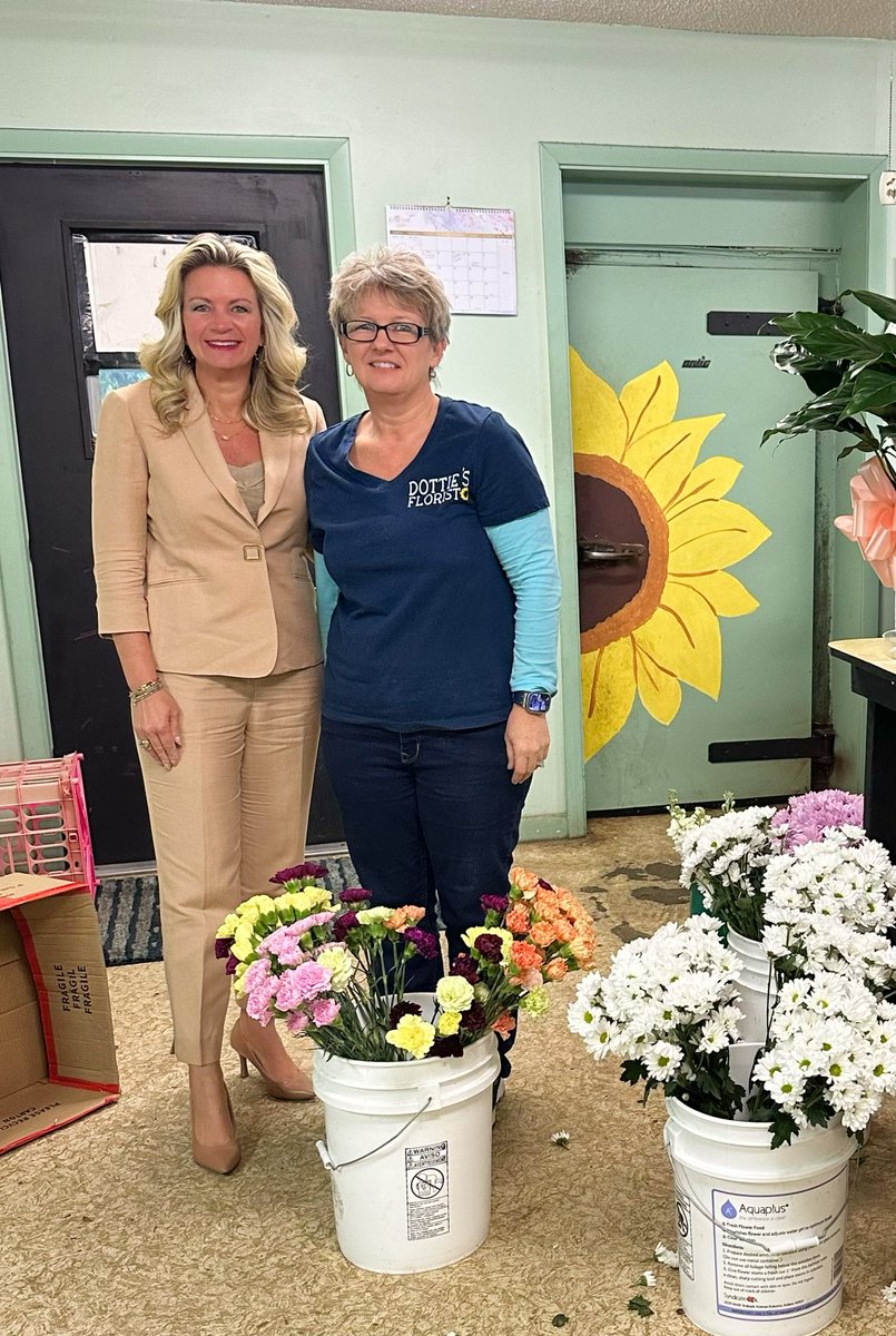 Thank you, Clara. Our students wouldn’t have had the same learning experience without your support. So thank you!! It’s businesses like you, that keep learning fun! 
🌼🌸🌺🪻🧑🏼‍🔬👩🏻‍🔬👨🏾‍🔬

<a href="/volusiaschools/">Volusia County Schools</a> <a href="/WoodwardStars/">Woodward Avenue Elem</a> <a href="/VCS_Partners/">VCS Partners in Education</a> 

#AchievingExcellenceTogether
#CommunityConnection