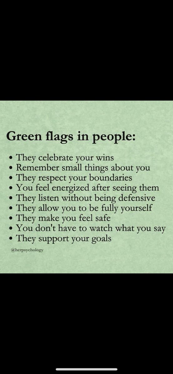 Happy Friday! Green flags are an indicator for healthy relationships...to learn more about them, come on over to independencehouseTeens.org or call our 24-hr Hotline: (800) 439-6507.