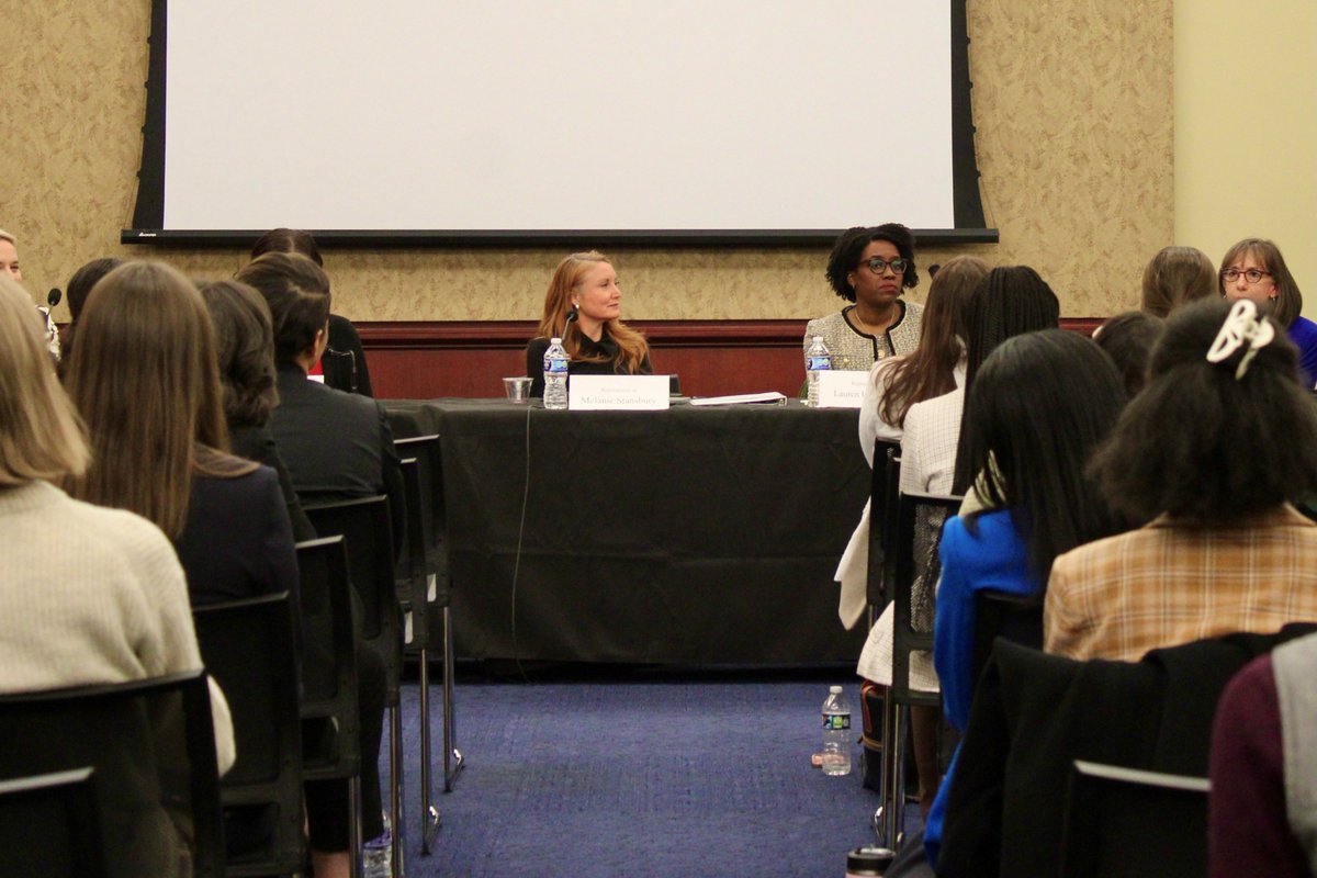 As former staffers , @Rep_Stansbury, @RepDeborahRoss, @RepUnderwood, @RepNikkiB, @RepSalinas, & @StaceyPlaskett know first-hand how staff help drive the political process. Incredible to hear their experiences at a #WomensHistoryMonth reception celebrating women staffers!