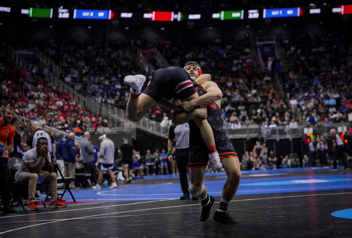 Dugan’s still dancin’ 🤟 #LetsGetWild | @NCAAWrestling