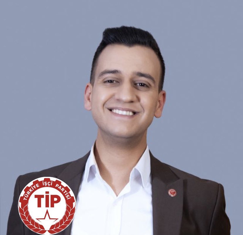 FAŞİST SALDIRILARA GEÇİT YOK!

Öğrenci arkadaşlarımız, Kültür 
Mahallesi’nde yaptığı çalışma esnasında Akdeniz Üniversitesi Ülkü Ocakları sorumlularının da aralarında bulunduğu faşist çeteler tarafından saldırıya uğradı.

Saldırıya karşı kendilerini koruyan arkadaşlarımıza destek