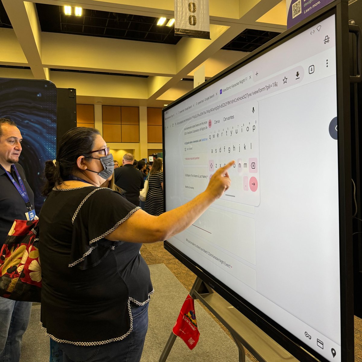 Introducing our newest innovation: the IFPG1! 🚀 Designed to transform classrooms, these interactive displays offer educators a flexible and sustainable solution to enhance student engagement and learning outcomes. #CUEmmunity #SpringCUE

Learn more: vsfinch.es/3xehuBW