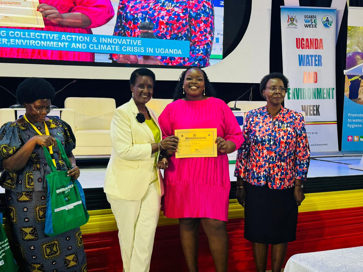 I commended @min_waterUg for this initiative which will consequently contribute to the empowerment of employees, self-development, conducive work environment and an improved knowledge management system in Public Service. @okidi64 @Water4PeopleUG @Girls4GirlsFdn @WaterAidUganda