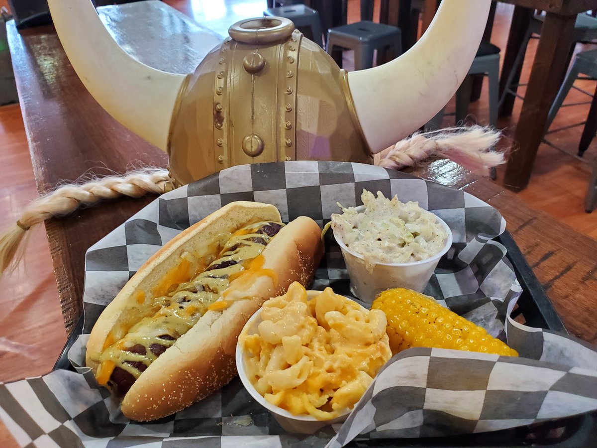 Weekend Specials!

Salmon salad with avocado ranch dressing

Burnt ends sausage with jalapenos comes with macaroni and cheese, coleslaw and corn on the cob.

Burnt ends sausage with jalapenos, shrimp and corn on the cob.

#discoverfrontroyal #axethrowing #SVAXECO