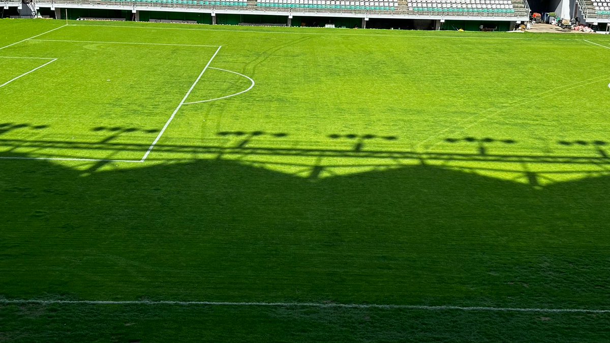 Así viene nuestro raigrás Phd en el estadio German Becker en Temuco, Chile tras 15 días de sobresiembra de la mano de ANASAC.
<a href="/DLFUSA/">DLF USA</a> <a href="/FelipeB1984/">Felipe Bonilla</a>