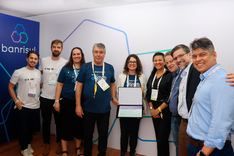 Banrisul recebe Selo Verde em energia renovável no <a href="/southsummitbr/">South Summit Brazil</a>. Leia mais: bit.ly/3vv19by
<a href="/2wecobank/">2W Ecobank</a>