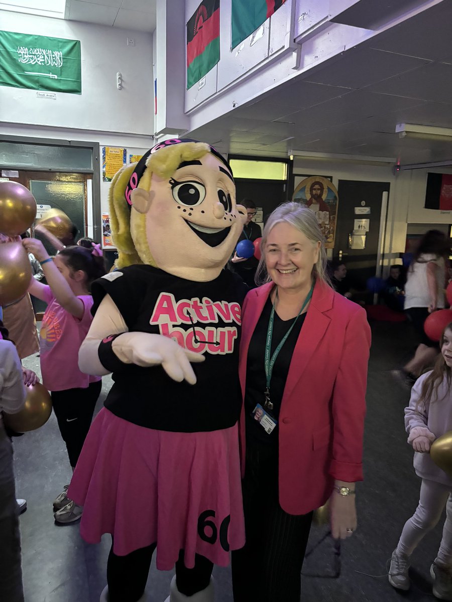 stmarysmaryhill's tweet photo. George Bowie had to share the spotlight this afternoon……….Active Amy came to party! Thank you to Mrs Richardson for helping to entertain the staff and pupils today! @ActiveschoolsTM #50yearsofStMarys https://t.co/l0aDsTXC0U