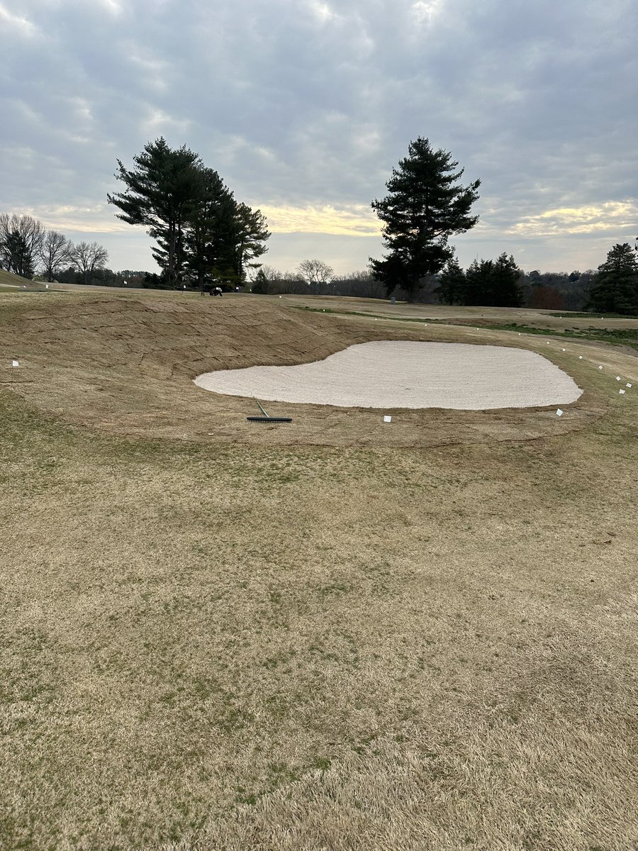 Great couple of weeks at The Country Club in Morristown Tennessee installing <a href="/Billy_Bunker/">Better Billy Bunker</a>. Project turned out great!