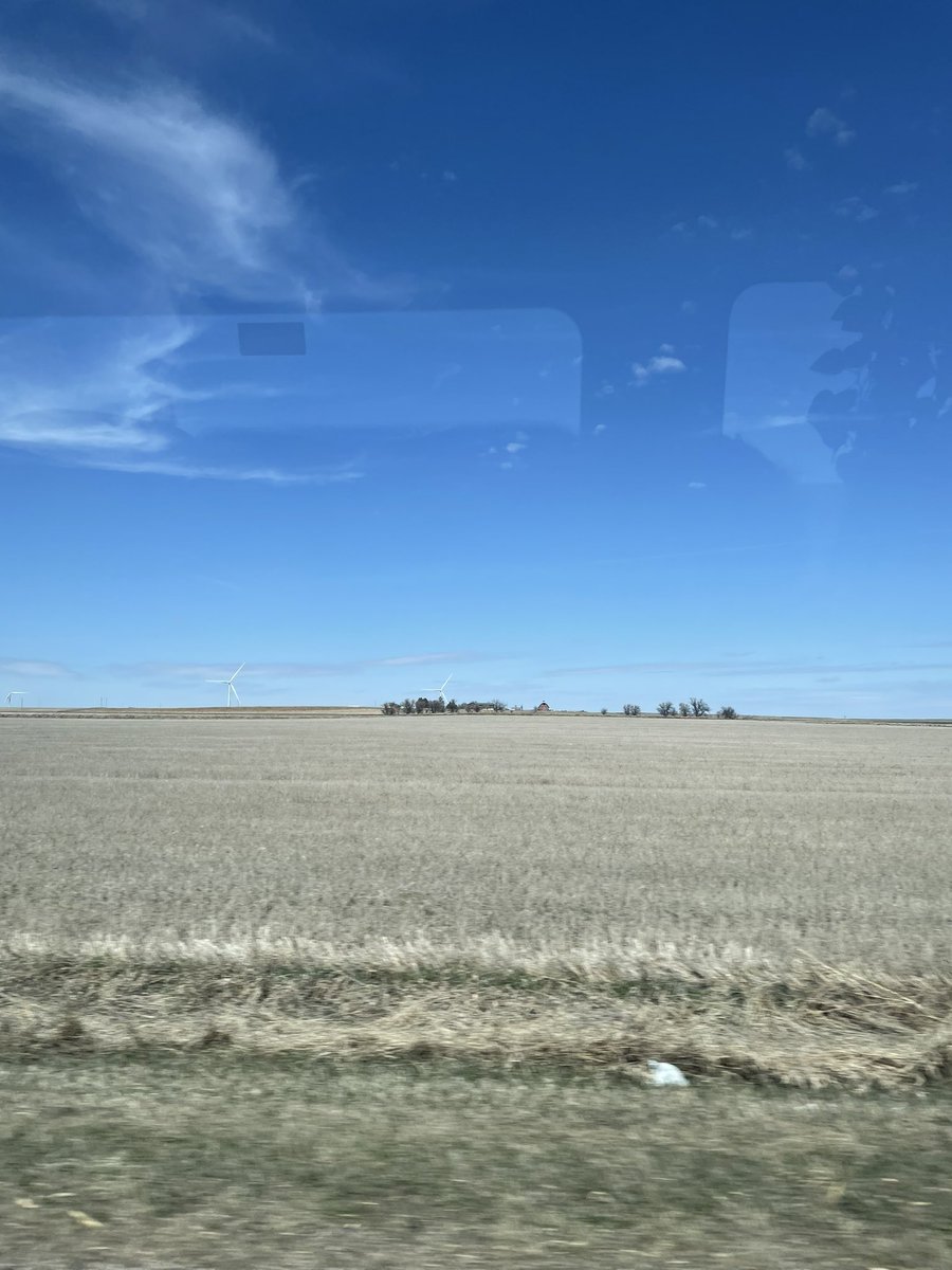 It’s absolutely wild how much space there is in the US. We’ve been driving for 6 hours so far today - Omaha to Denver - and 98% of the drive has looked like this:
