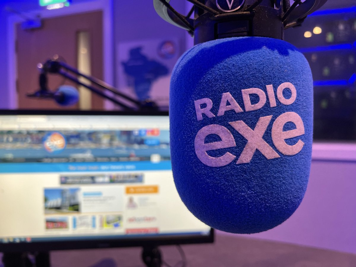 🚨 Some news!!

A response I often get when I ask if someone’s heard me on the radio is that I’m on too early in the morning. Now though, there’s no excuse.

Catch me on your radio every Saturday between midday and 2.
