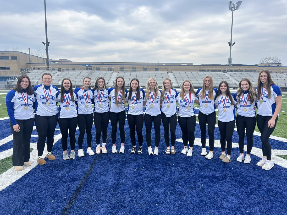 Celebrating these ladies today before our blue/white game💙🤍