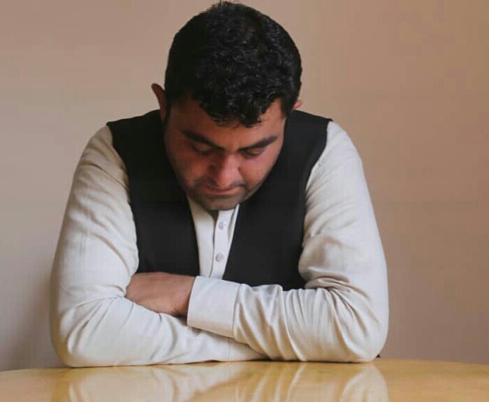 د بې عدالتۍ نړۍ ده، که یې قبلوې په جرم کې شریکېږې او که وغواړې اصلاح یې کړې جلاد کېږې!