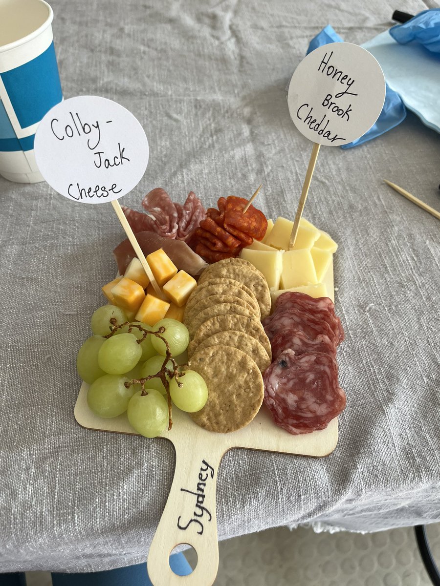 Ms. Phan tweet media