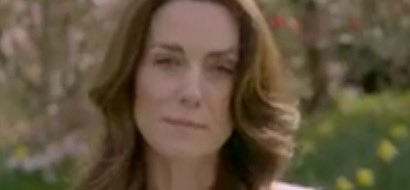 Spaceshot76's tweet photo. Oh great Kโ ๏ธte made an appearance today ๐ซค
Sorry not even close. No mole and nose is just off, for starters โ๏ธ
#RIPkate https://t.co/ZD5wCgOD6r
