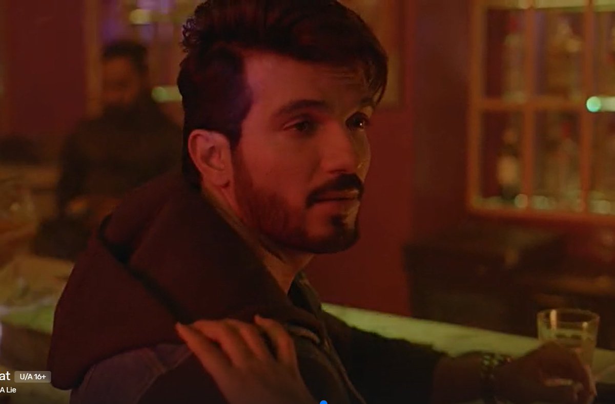 iamkeerthanark's tweet photo. Saveer will always remain one of my favorite characters portrayed by you, Arjun @Thearjunbijlani❤️Thanking you for choosing this character🙏🫰#SaveerRathod https://t.co/vkzLPopFfA