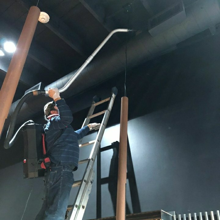 soundcleaning's tweet photo. Take a look at our latest blog post below where we discuss the need for regular high dusting service at any facility that handles food, from factory π to restaurant. π£ #HighDusting #FoodService
https://t.co/Bz5Cs9cC95 https://t.co/OfuB3RZnGU