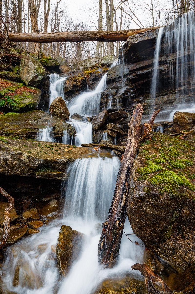 wallpaperable's tweet image. Discover the hidden gem of Pennsylvania! 🌿 Behold the serene layers of offtrail falls. Ready for an adventure? Click to explore! #HiddenFalls #ExplorePA