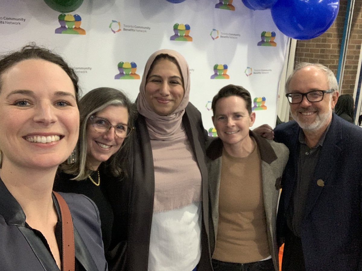 Celebrating <a href="/TCBN/">China Biz Network</a> and a decade of tenacious organizing for #communitybenefits with the people who show up for #Toronto in every season and all weather. #faireconomies #communitywealthbuilding 🤳: @noraepc