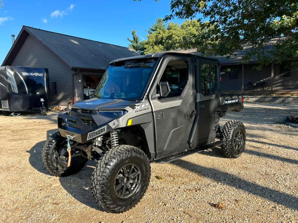 ThumperFab's tweet photo. Upgrade your Polaris Ranger with our Thumper Fab accessories and take your off-roading game to the next level!

#JAMESBUTLER #POLARIS #RANGER #NERFRAILS #BUMPER #SIDEBYSIDE #OFFROAD https://t.co/dcSEsNnsVc