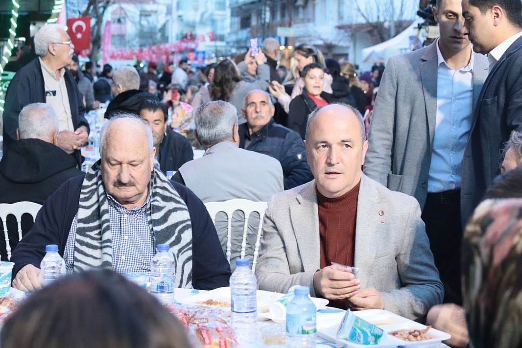 nisancihamit's tweet photo. Birlikte büyüyoruz, geleceği birlikte kuruyoruz. Ürkmez, Payamlı, Doğanbey, tüm Seferihisar halkı ve tüm köylerimizle omuz omuza geleceğe umutla ilerliyoruz.
Seferihisar için #TamZamanı https://t.co/oPwznYSodI