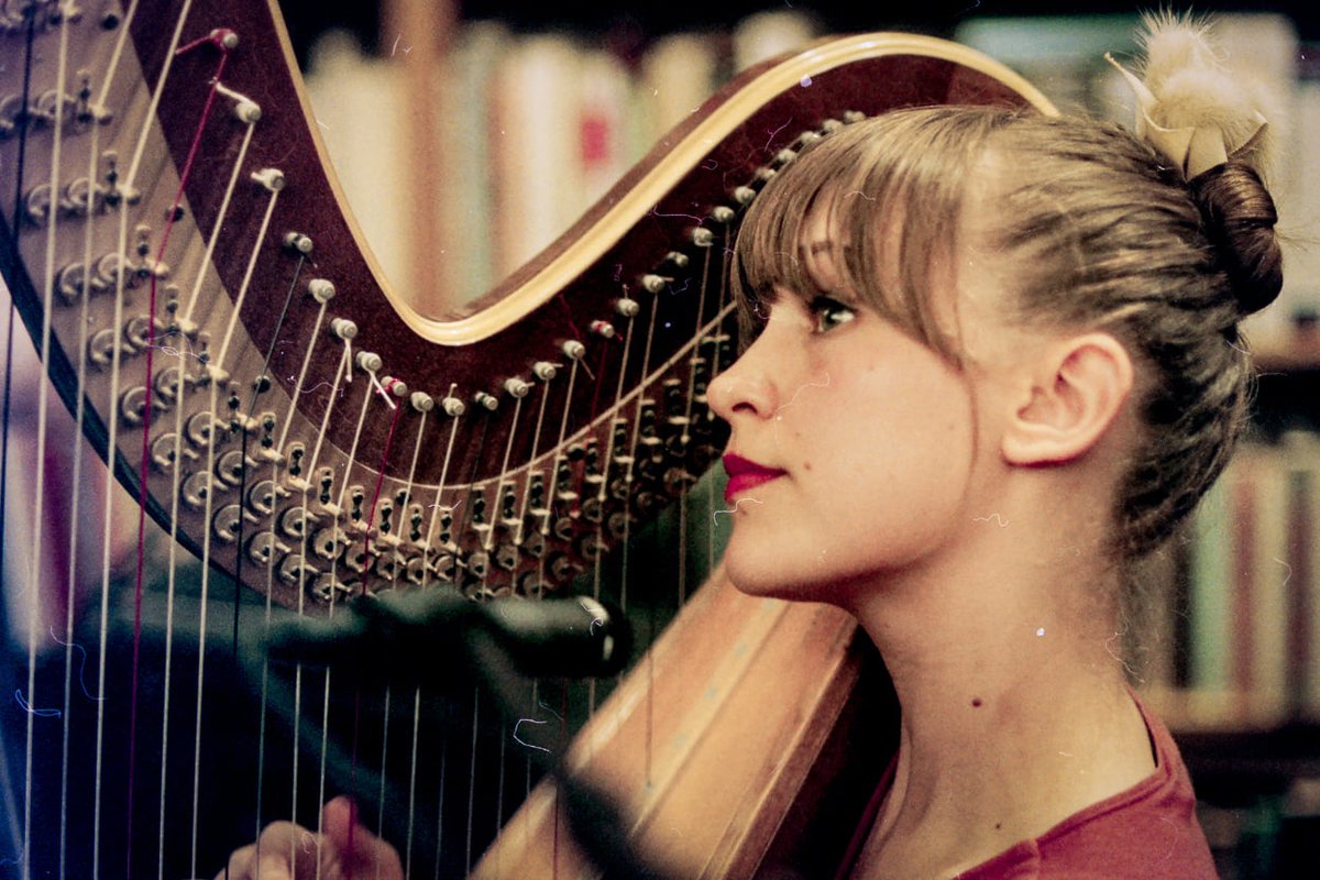 Happy 20th anniversary to Joanna Newsom's stunning and inimitable debut album of all time The Milk-Eyed Mender!!!