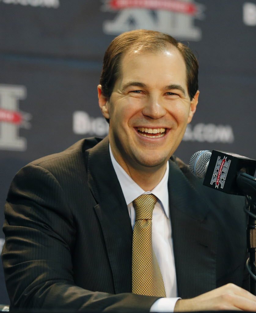 RGIII's tweet photo. Love my Bears and Scott Drew has em taking care of business @BaylorMBB BEST COACH IN THE COUNTRY @BUDREW @JaKobeWalter1 @rayjdennis10 @nunn_jayden @Yves_missi https://t.co/YPrfU9aFlE