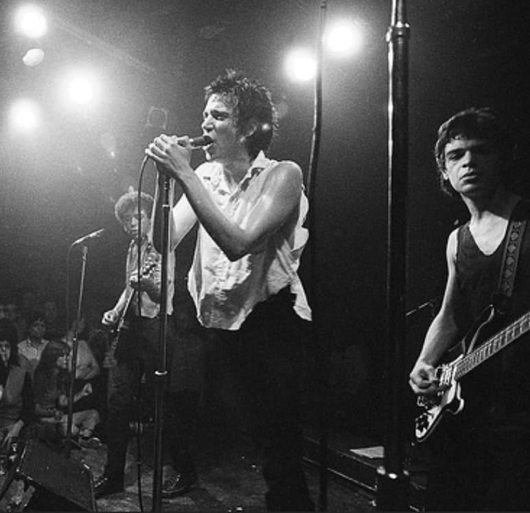 Sonicanne1's tweet photo. Richard Hell and The Voidoids
#RichardHell #TheVoidoids https://t.co/pOTIoH5i7Z