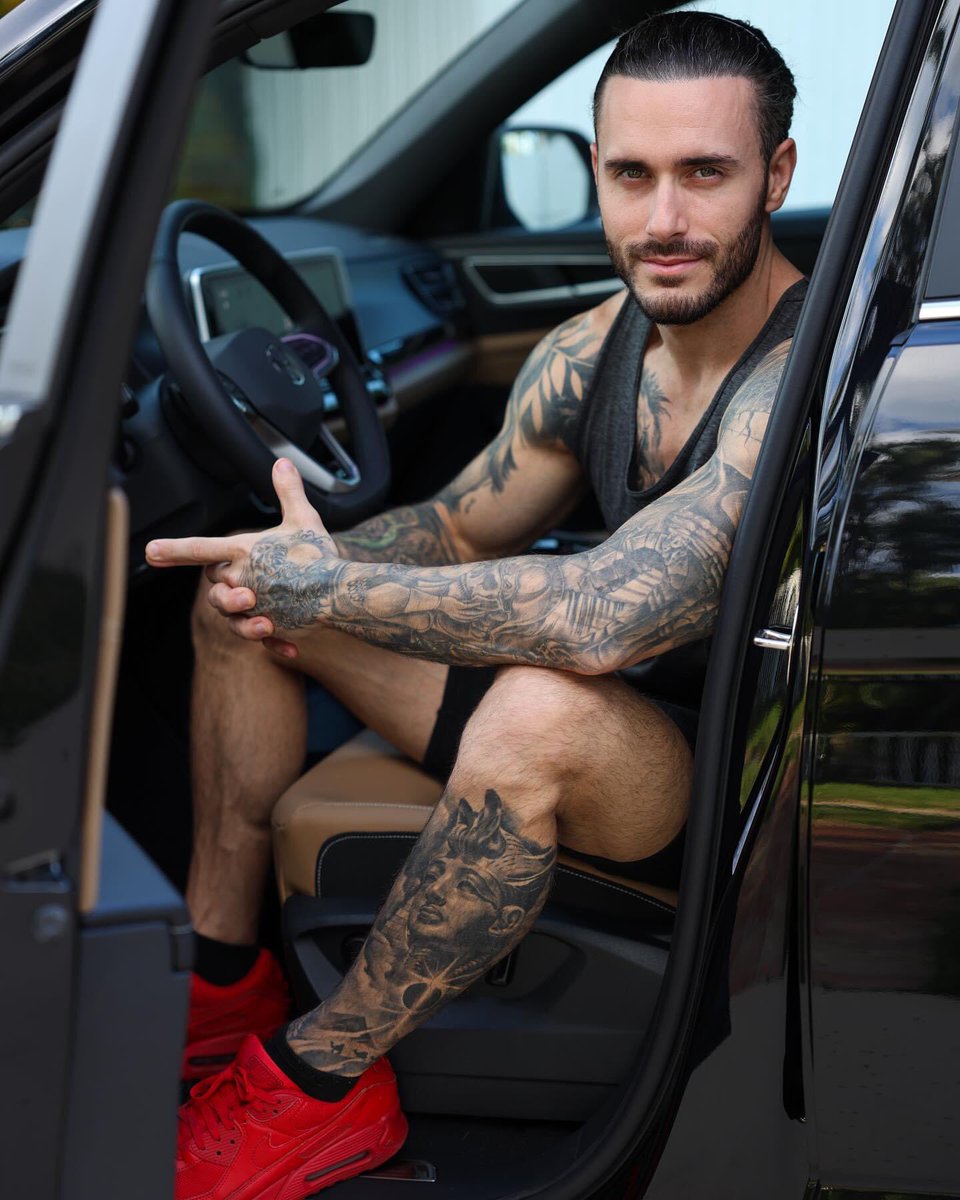 PureAtkins's tweet image. Taking a nice little ride 😎