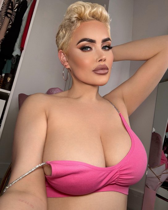 Say something nice 🩷 https://t.co/61zlE1ZfMq<a href="/tag/breastcancerawarenessmonth"class="tags"><span>#breastcancerawarenessmonth</span></a>