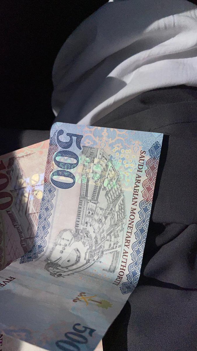 Suoa50's tweet photo. وربي وربي نريح بعض فويس وتحرم علي دنيتي احولها مبلغ يسعدها ويفرحها🤦🏽‍♂️😒
#فويس 

#لزلزً 
#معصبتي_راحتي 

 #معصيتي_رحتي https://t.co/C7eyNFSbjh