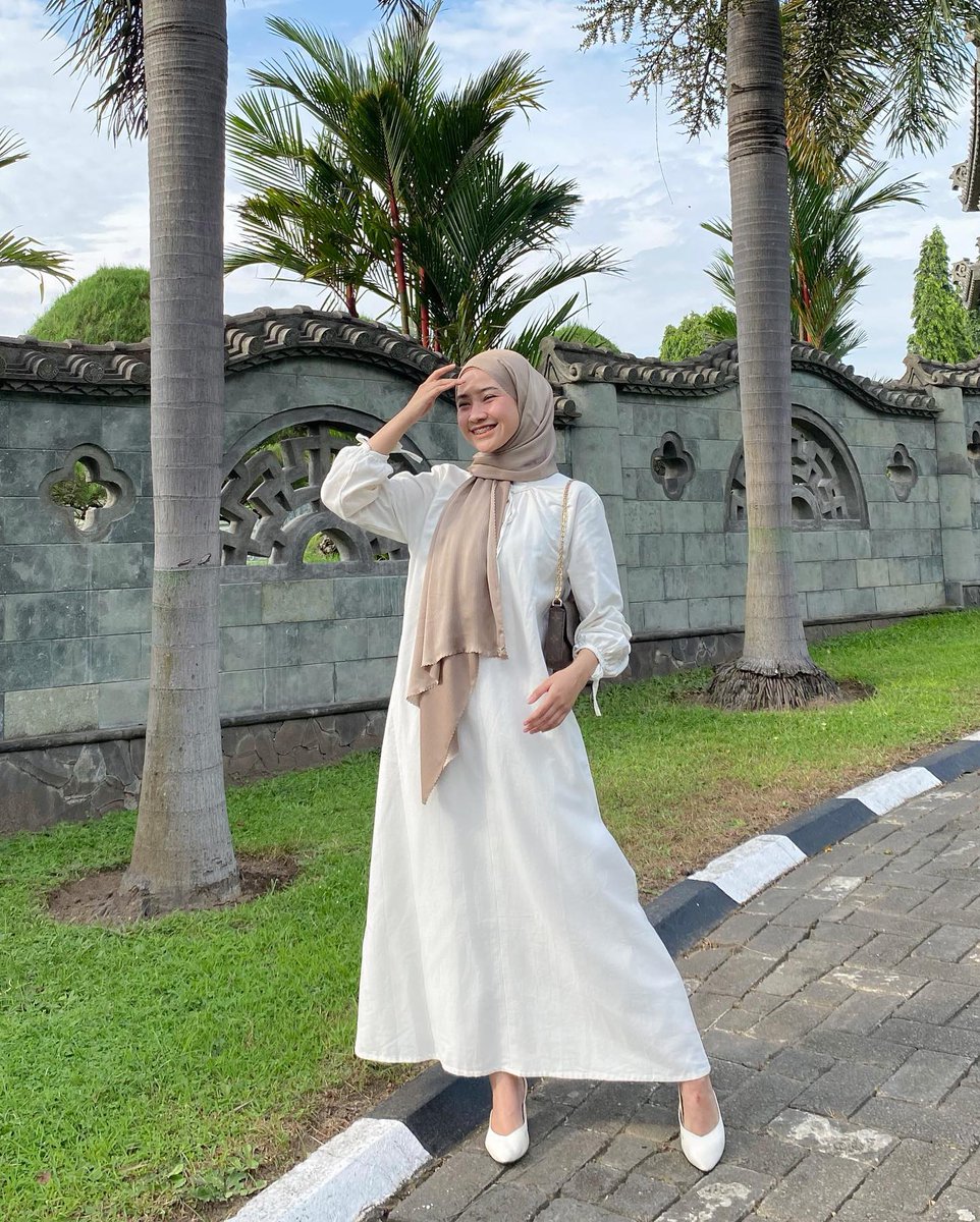 asyifanaddaa's tweet photo. Dress Linen✨
Link Shopee https://t.co/RGWcE66K2t https://t.co/y5G8kyS7tN