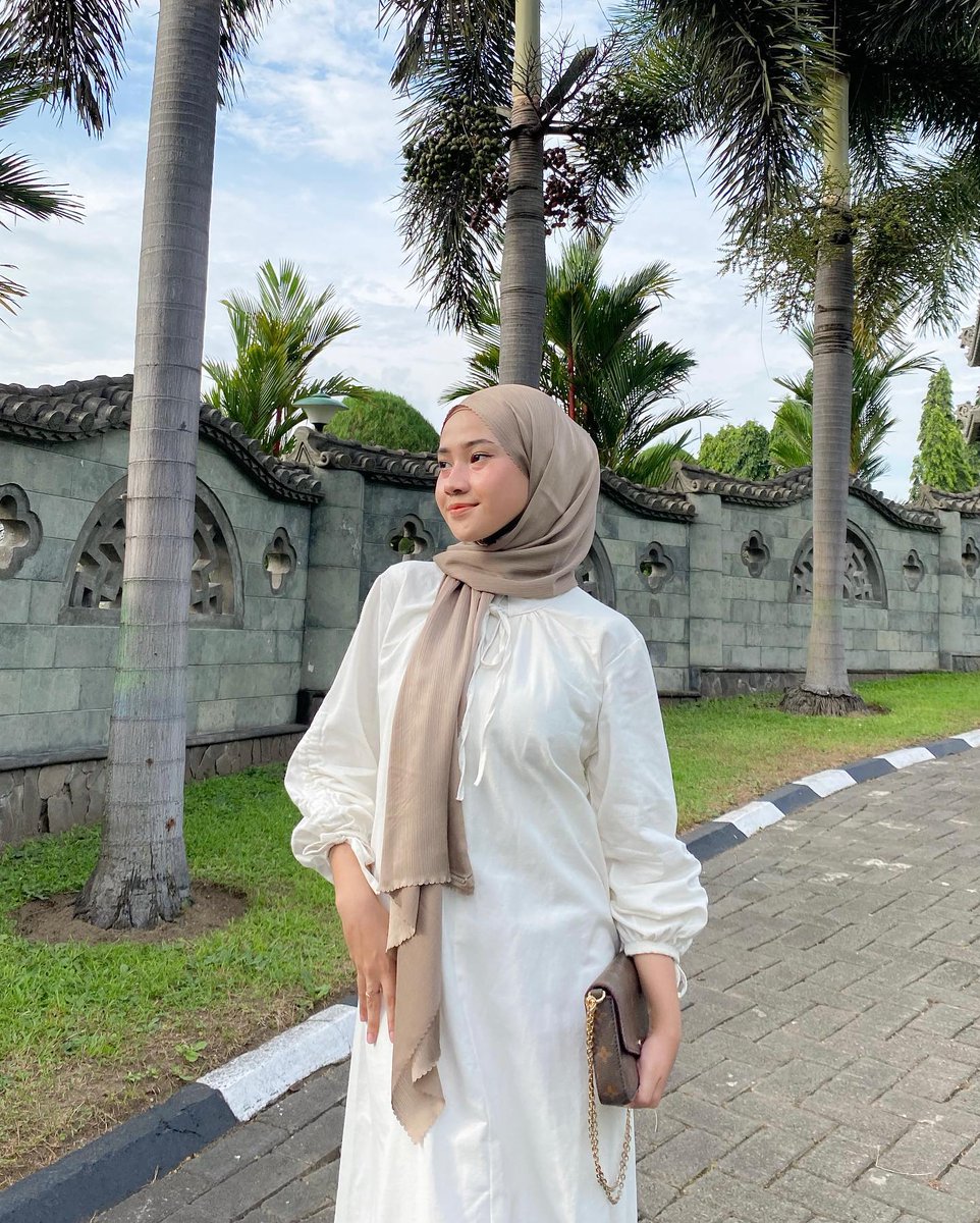 asyifanaddaa's tweet photo. Dress Linen✨
Link Shopee https://t.co/RGWcE66K2t https://t.co/y5G8kyS7tN