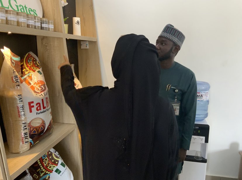 fauziyabuhari_'s tweet photo. Today, my team and I went on a courtesy visit to the MD, Falgates Rice in person of Alhaji Sadiq Falalu. In order to garner support from their esteemed company for the school feeding scheme in a bid to fulfill their corporate social responsibilities.

We extensively rubbed minds https://t.co/HEs0gWztQW