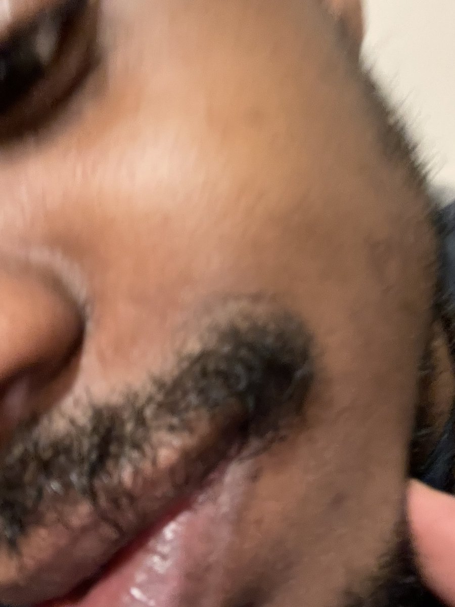 unrulyytrish's tweet photo. My v cute, v handsome baby daddy 👍🏾 https://t.co/6cwFWro7bF