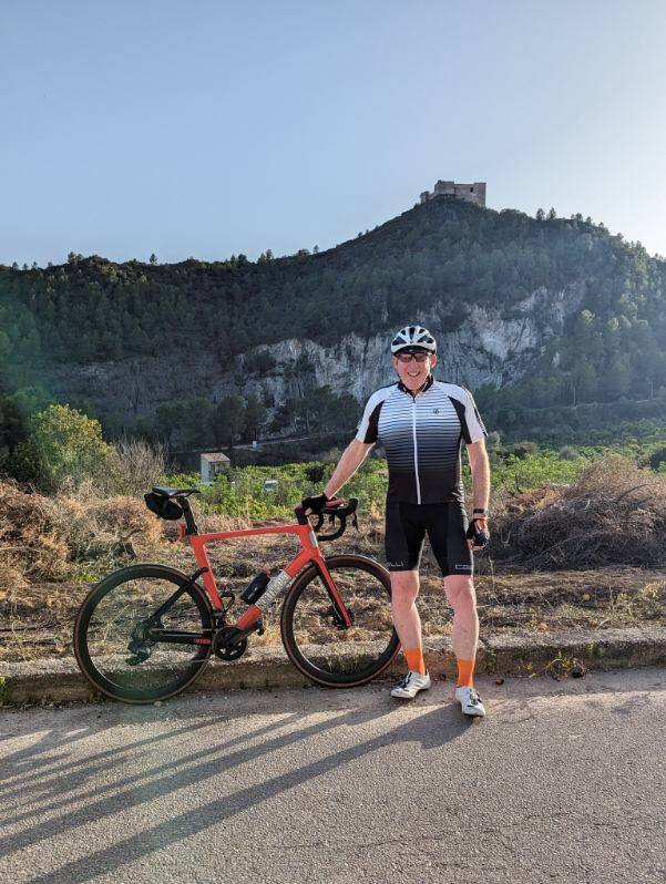 Evening 'de-brief' ride after my second day assisting the fabulous @BikeSporta in hosting their cycling trip in Denia. Great for my @NorthRoadCycles iO to see some sunshine again, too!🌞 #Plane2Pedal #Oliva #Denia #Spain #cycling #DreamJob